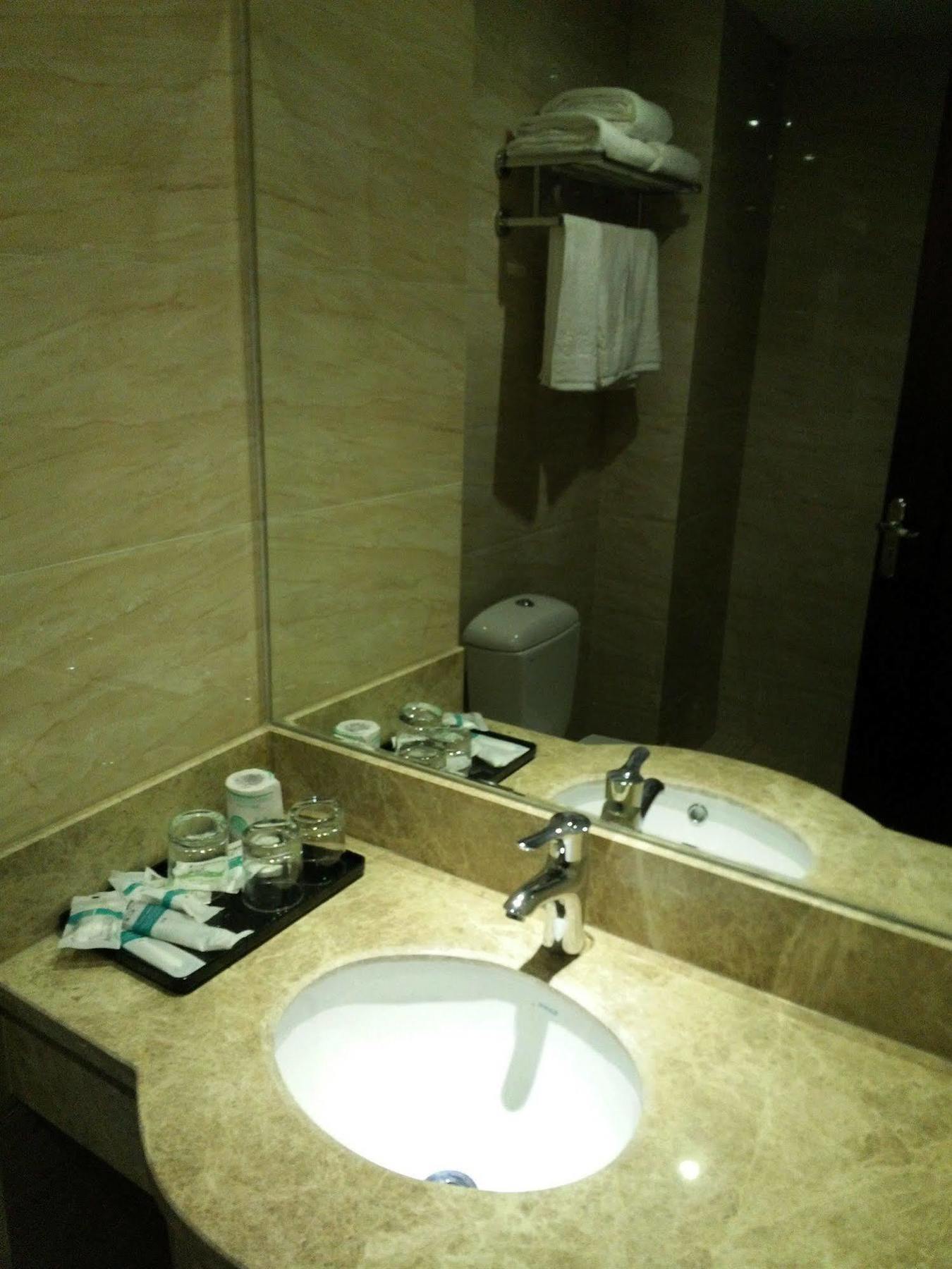 Chengdu Airport Ruijia Hotel Buitenkant foto